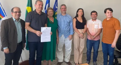 
          Imagem ilustrativa da imagem Sudene e Univasf definem parcerias para a agricultura familiar e educação
          