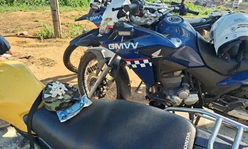 
          Imagem ilustrativa da imagem Suspeito tanta subornar agentes e acaba preso em Vila Velha
          