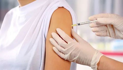 
          Imagem ilustrativa da imagem Também tem mutirão de vacinação neste fim de semana junino
          