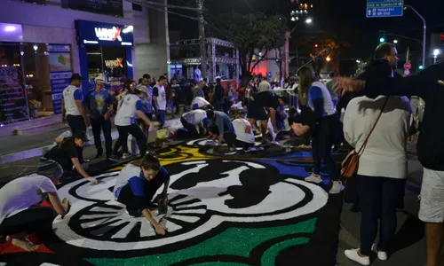 
          Imagem ilustrativa da imagem Tapetes enfeitam ruas do ES durante a festa de Corpus Christi
          