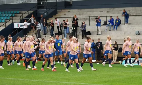 
          Imagem ilustrativa da imagem Terceiro dia de Copa tem como destaque estreia da favorita Inglaterra
          