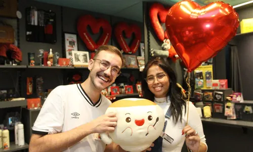 
          Imagem ilustrativa da imagem Teste para não errar no presente dos namorados
          