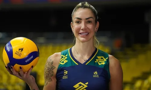 
          Imagem ilustrativa da imagem Thaisa comemora retorno à seleção brasileira de vôlei após cinco anos
          