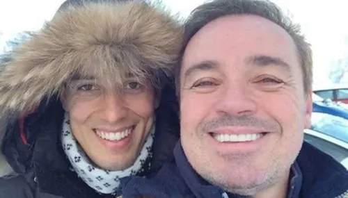 
          Imagem ilustrativa da imagem Thiago Salvático alfineta família de Gugu Liberato, que disputa herança
          