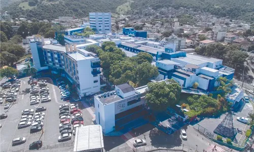 
          Imagem ilustrativa da imagem Tratamento mais moderno contra o câncer no Estado
          