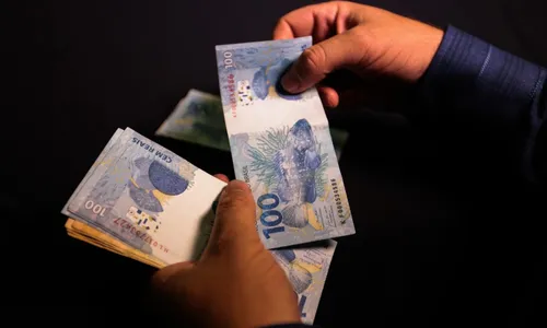 
          Imagem ilustrativa da imagem Um milhão de pessoas no ES tem dinheiro a receber com valores esquecidos
          