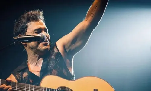 
          Imagem ilustrativa da imagem VÍDEO | Zezé Di Camargo se pronuncia sobre 'falhas' na voz e faz desabafo
          