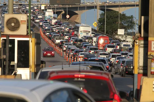 
          Imagem ilustrativa da imagem Veja os horários das interdições na Terceira Ponte no final de semana
          
