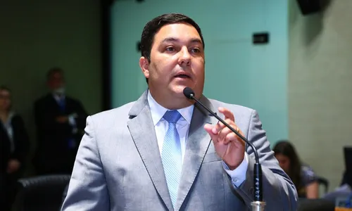 
          Imagem ilustrativa da imagem “Vice não é candidato a nada”
          