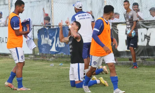 
          Imagem ilustrativa da imagem Virada heroica coloca o Vitória no G-4 da Série D
          