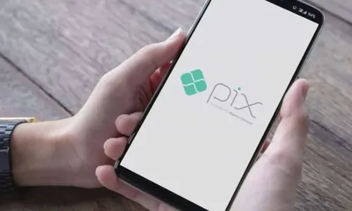 
          Imagem ilustrativa da imagem Vítima de golpe do Pix recupera 34 mil reais após dois anos
          