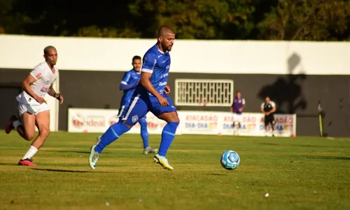 
          Imagem ilustrativa da imagem Vitória perde e dá adeus ao sonho de classificação
          