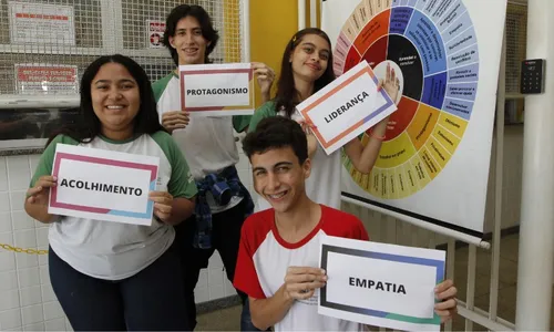 
          Imagem ilustrativa da imagem Volta às aulas com foco na liderança, jogos e música
          