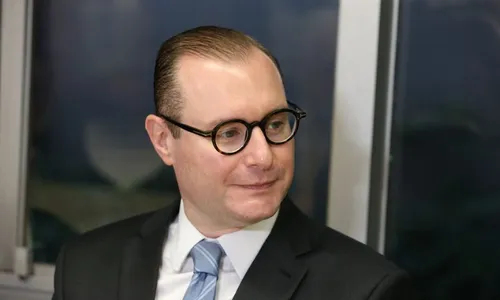 
          Imagem ilustrativa da imagem Zanin envia ação contra Bolsonaro à Justiça Eleitoral
          