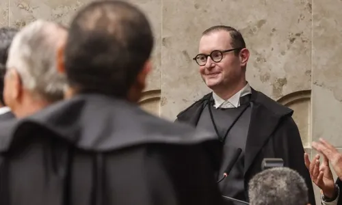 
          Imagem ilustrativa da imagem Zanin vota contra marco temporal e eleva placar no STF para 3 a 2
          