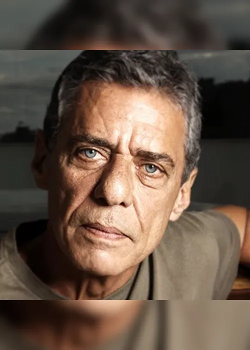 Imagem ilustrativa da imagem Chico Buarque passa por cirurgia no joelho por risco de problemas de mobilidade