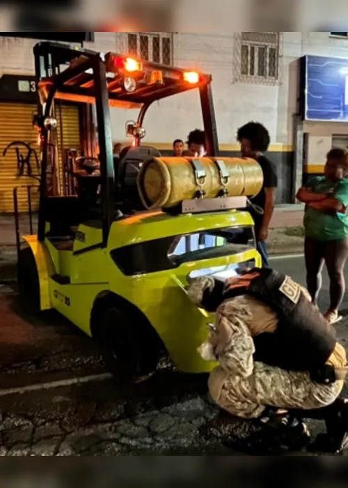 Imagem ilustrativa da imagem Guarda Municipal apreende empilhadeira durante fiscalização em Vitória