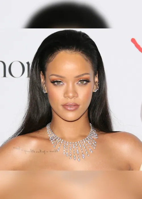 Imagem ilustrativa da imagem Rihanna dá à luz uma menina, diz site