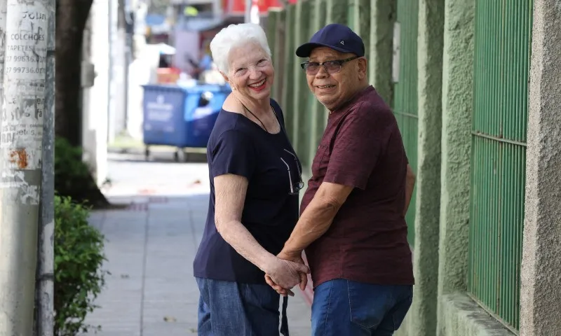 Imagem ilustrativa da imagem Amigos para sempre: casais que são "melhores amigos" tendem a ser mais felizes