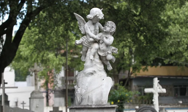 Imagem ilustrativa da imagem Arte e história nos monumentos de cemitérios
