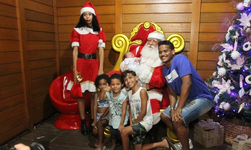 Imagem ilustrativa da imagem Espetáculo de luzes de Natal em Vitória