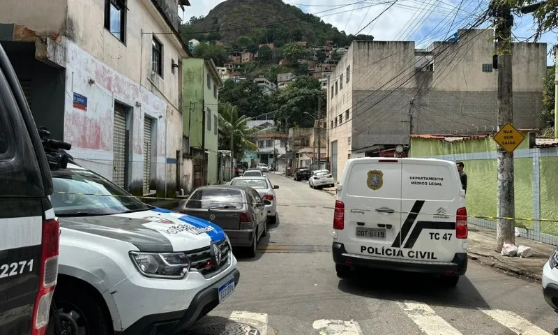 Imagem ilustrativa da imagem Homem é morto por criminosos no meio da rua em Vitória