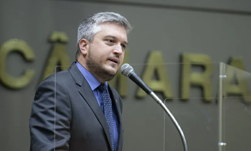 Imagem ilustrativa da imagem Lei escrita por Inteligência Artificial é aprovada em câmara municipal