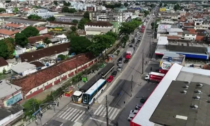 Imagem ilustrativa da imagem Obra de telefonia deixa trecho interditado na Avenida Norte nesta semana