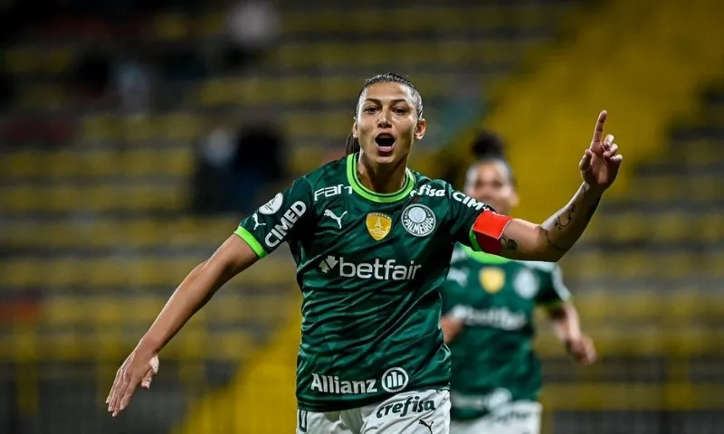 Imagem ilustrativa da imagem Palmeiras goleia Olimpia e avança à semifinal da Libertadores feminina