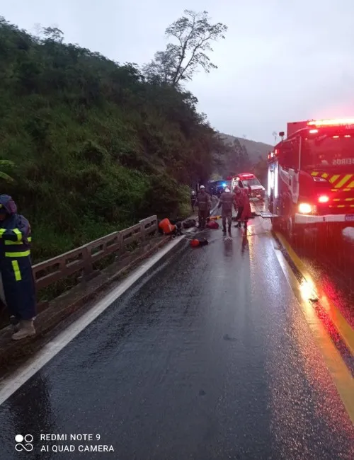 Imagem ilustrativa da imagem Rodovia é interditada após carro cair de ponte no ES