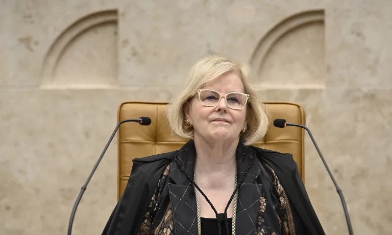 Imagem ilustrativa da imagem Tarcísio e Barroso trocam afagos e isolam os radicais