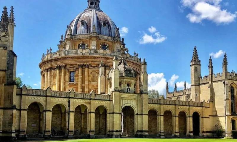 Imagem ilustrativa da imagem Teste para admissão na Universidade de Oxford poderá ser realizado no Brasil