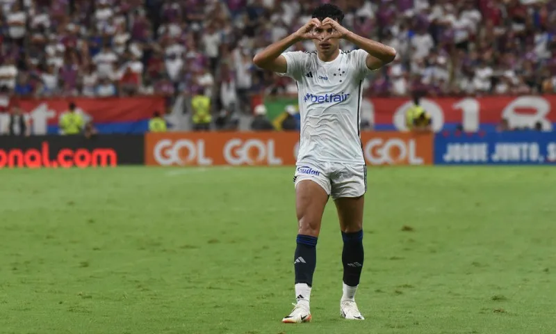 Imagem ilustrativa da imagem Veja riscos de queda no Brasileiro após triunfo do Cruzeiro em jogo atrasado