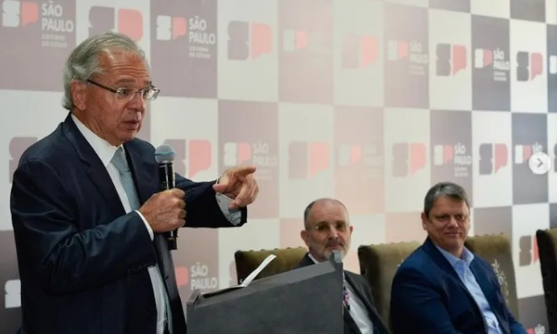 Imagem ilustrativa da imagem Zema defende alta de imposto de cerveja a armas