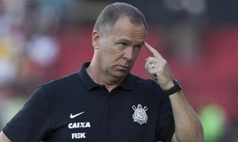 Imagem ilustrativa da imagem Após recusa de Tite, Corinthians acerta a volta do treinador Mano Menezes