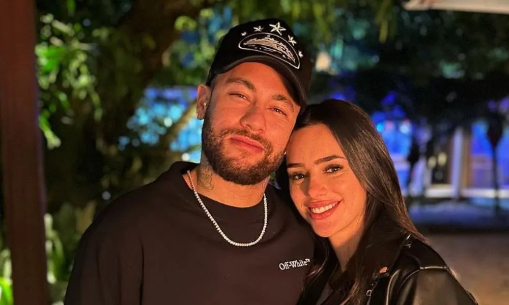 Imagem ilustrativa da imagem Bruna Biancardi faz ensaio de Mavie e mostra 'primeiro lookinho' da filha de Neymar