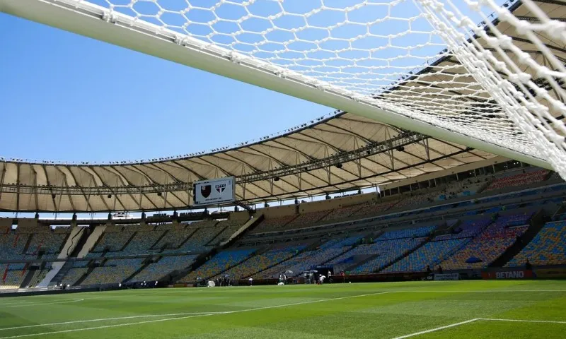 Imagem ilustrativa da imagem CBF pede que Conmebol libere o Maracanã ao Fla uma semana antes da final da Liberta