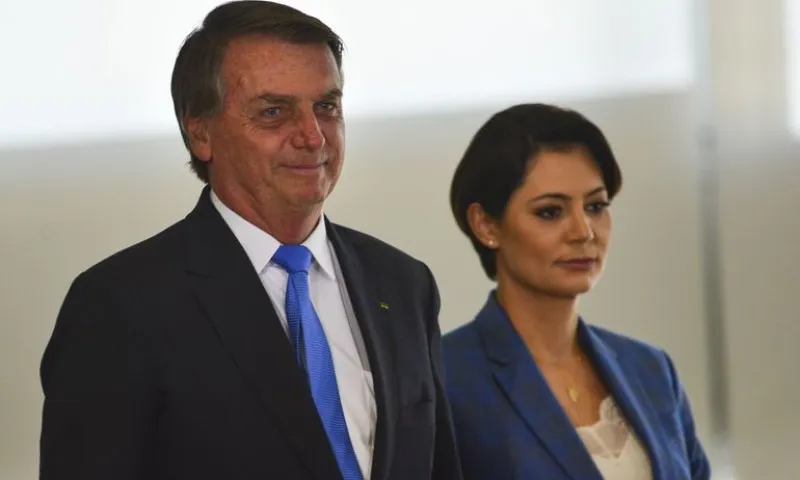 Imagem ilustrativa da imagem CPI termina sem informações de Bolsonaro e Michelle
