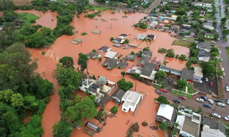 Imagem ilustrativa da imagem Chuvas: Paraná tem 27 municípios em situação de emergência