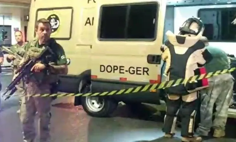 Imagem ilustrativa da imagem Explosivos são achados em carro e polícia prende suspeito