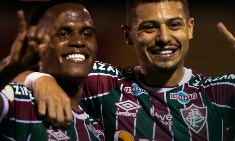 Imagem ilustrativa da imagem Fluminense leva 3, faz 5 e vence Goiás de virada