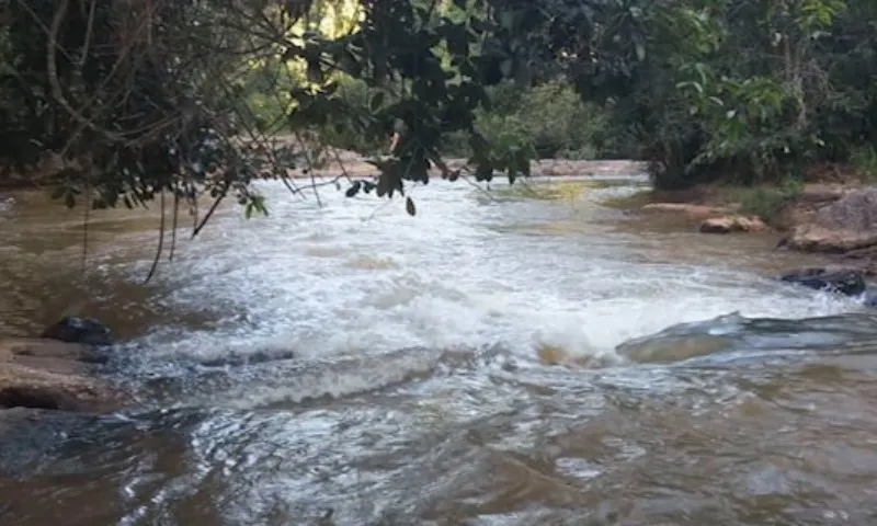 Imagem ilustrativa da imagem Homem morre afogado em cachoeira no ES