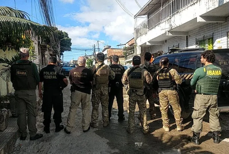 Imagem ilustrativa da imagem Ibama e Polícia Federal deflagram operação contra registro ilegal de animais
