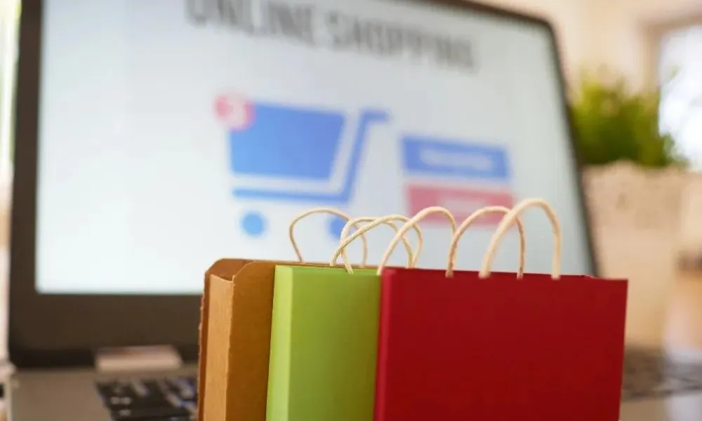 Imagem ilustrativa da imagem Imposto sobre compras importadas online deve sair até fim do ano