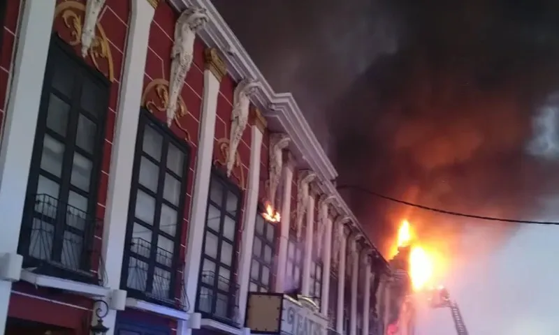 Imagem ilustrativa da imagem Incêndio em boate na Espanha deixa 13 mortos