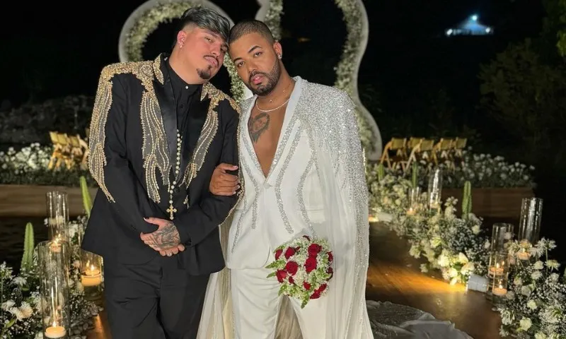 Imagem ilustrativa da imagem Influencer lamenta casamento vazio após presentear convidados com iPhone 15