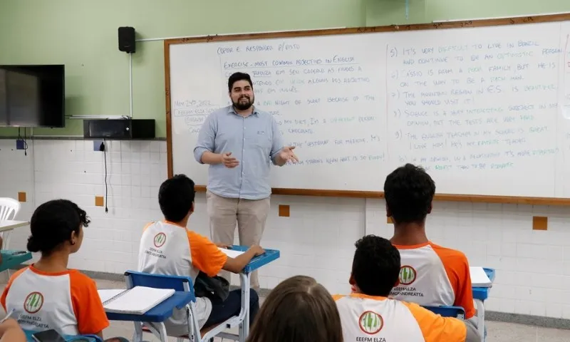 Imagem ilustrativa da imagem Inscrições para professores da rede estadual do ES vão até a próxima terça-feira