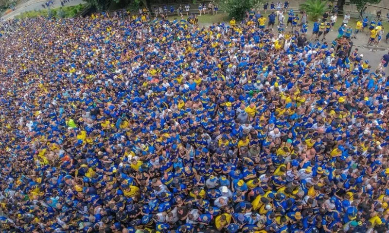 Imagem ilustrativa da imagem Invasão argentina e festa tricolor no Maracanã na final da Libertadores