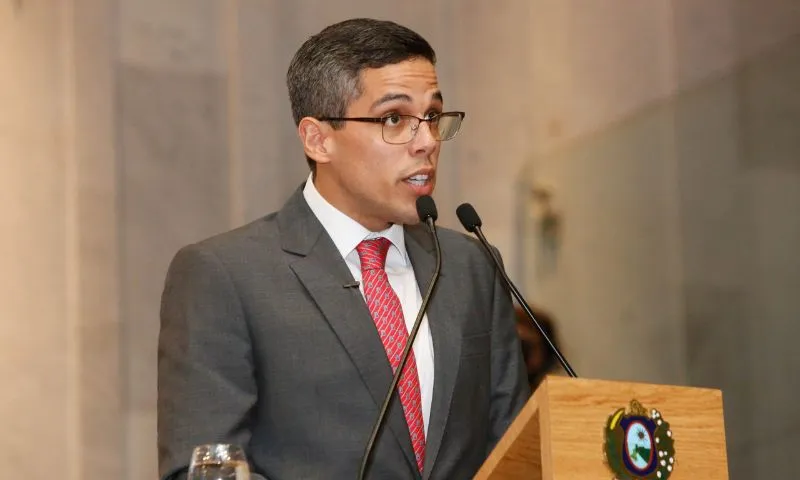 Imagem ilustrativa da imagem Jarbas Filho propõe isenção de taxa em vestibulares para alunos da Rede Pública