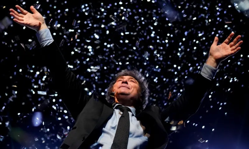 Imagem ilustrativa da imagem Javier Milei é eleito presidente da Argentina